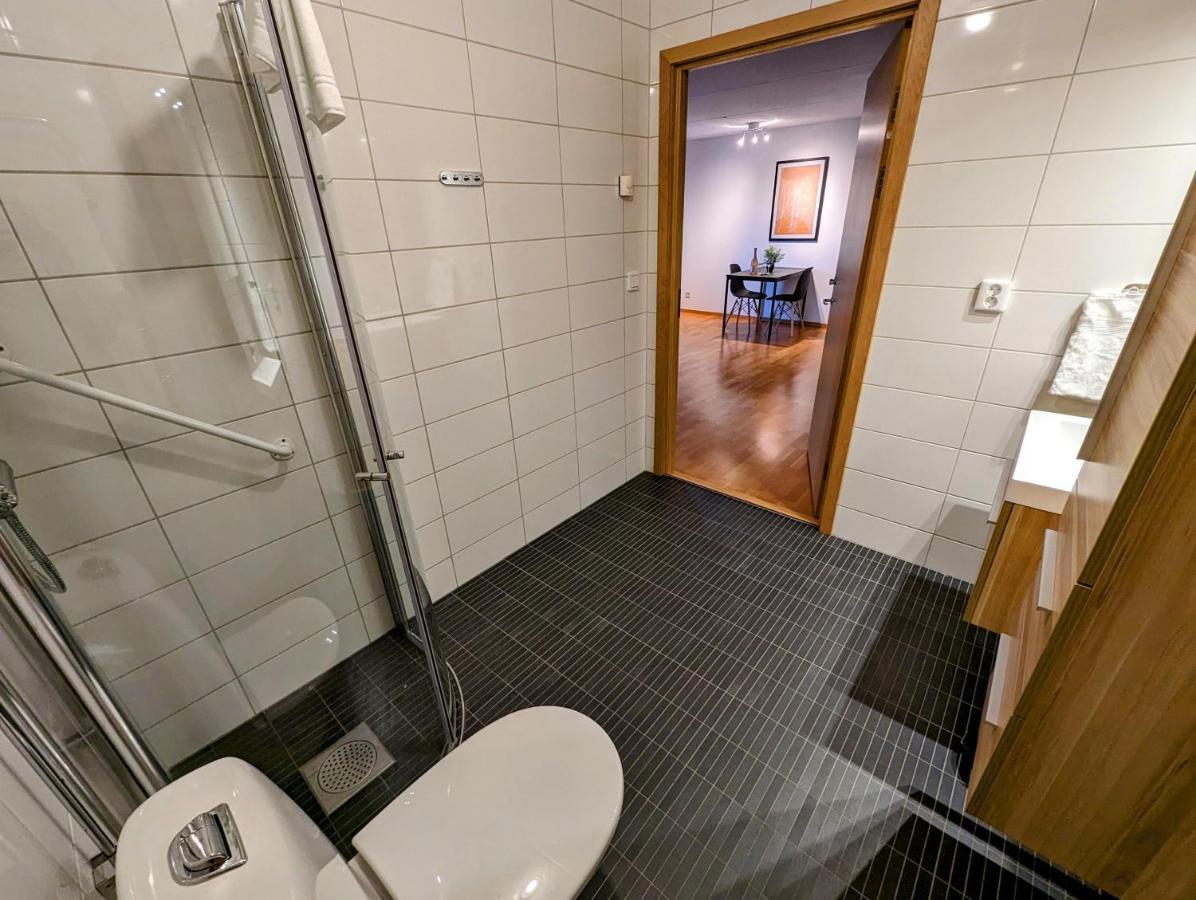 Hotell Bro Kristinehamn Exterior foto